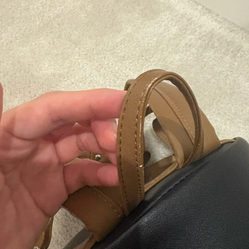 Disney Parks Loungefly Minnie Mouse Safari  Backpack - Mint Green and Brown - Picture 5 of 8